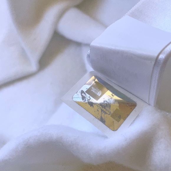 The North Face Women’s Half Dome White Hoody - Picture 5 of 5